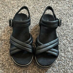 Vionic Reyna Black Platform Wedge Comfort Walking Sandal Shoes Size 8